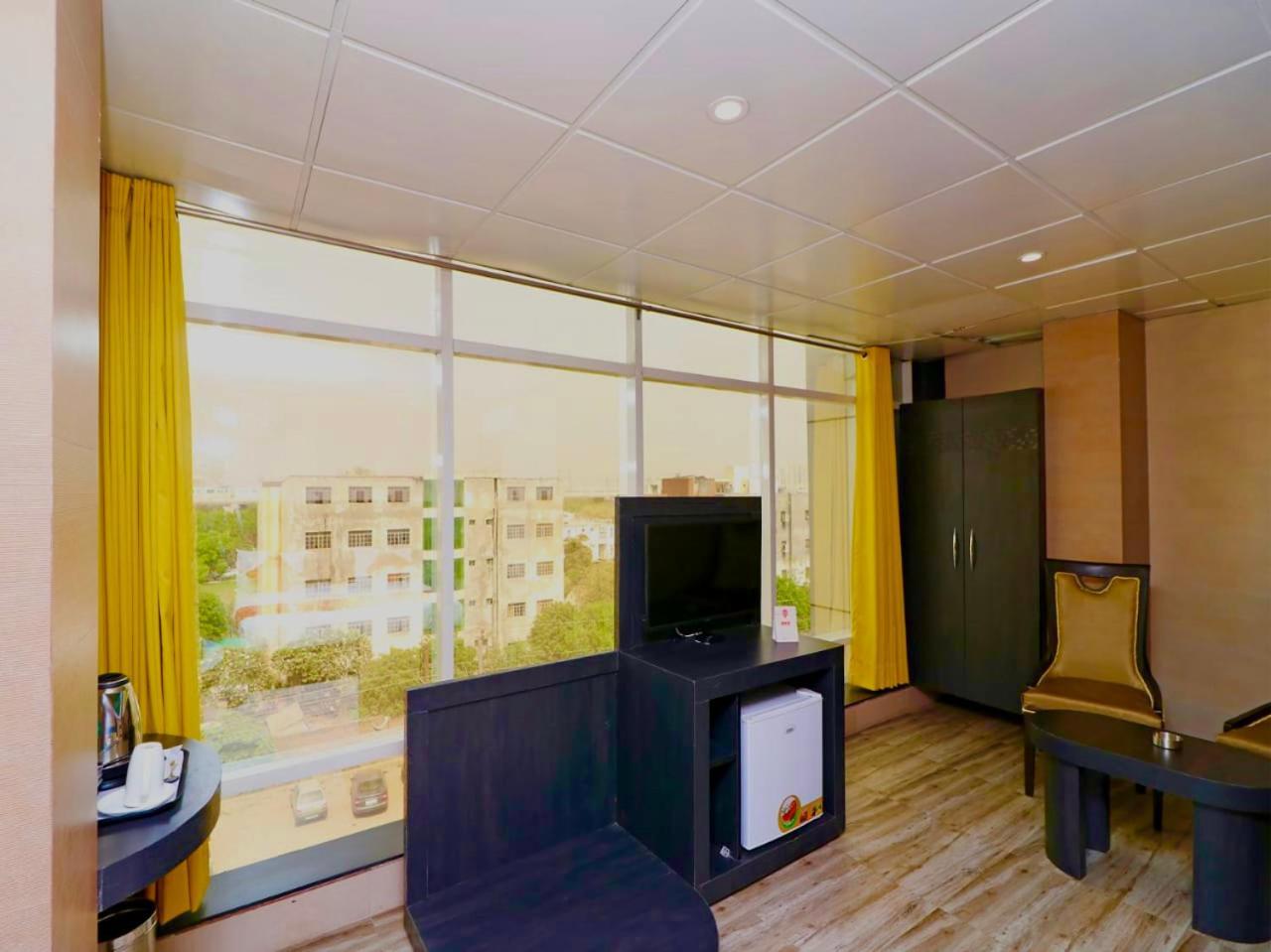 Ace Prime Hotel Greater Noida Dış mekan fotoğraf